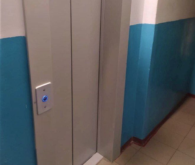 В саратовских многоэтажках заменили 33 лифта